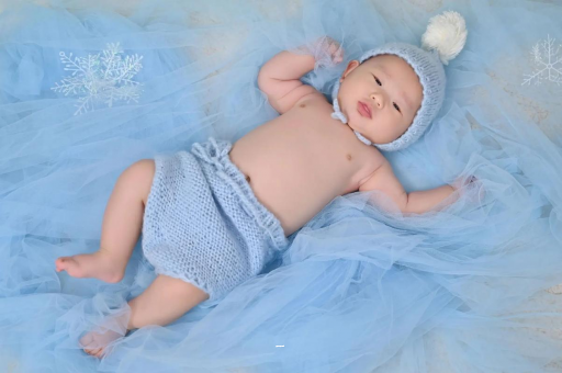 台湾摸孕妇肚子沾喜气